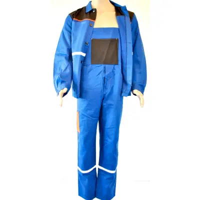Costum Salopeta cu Pieptar Combinata cu Benzi
