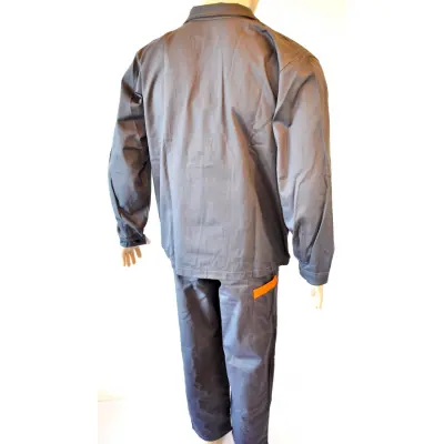 Costum Salopeta cu Pieptar cu Insertii